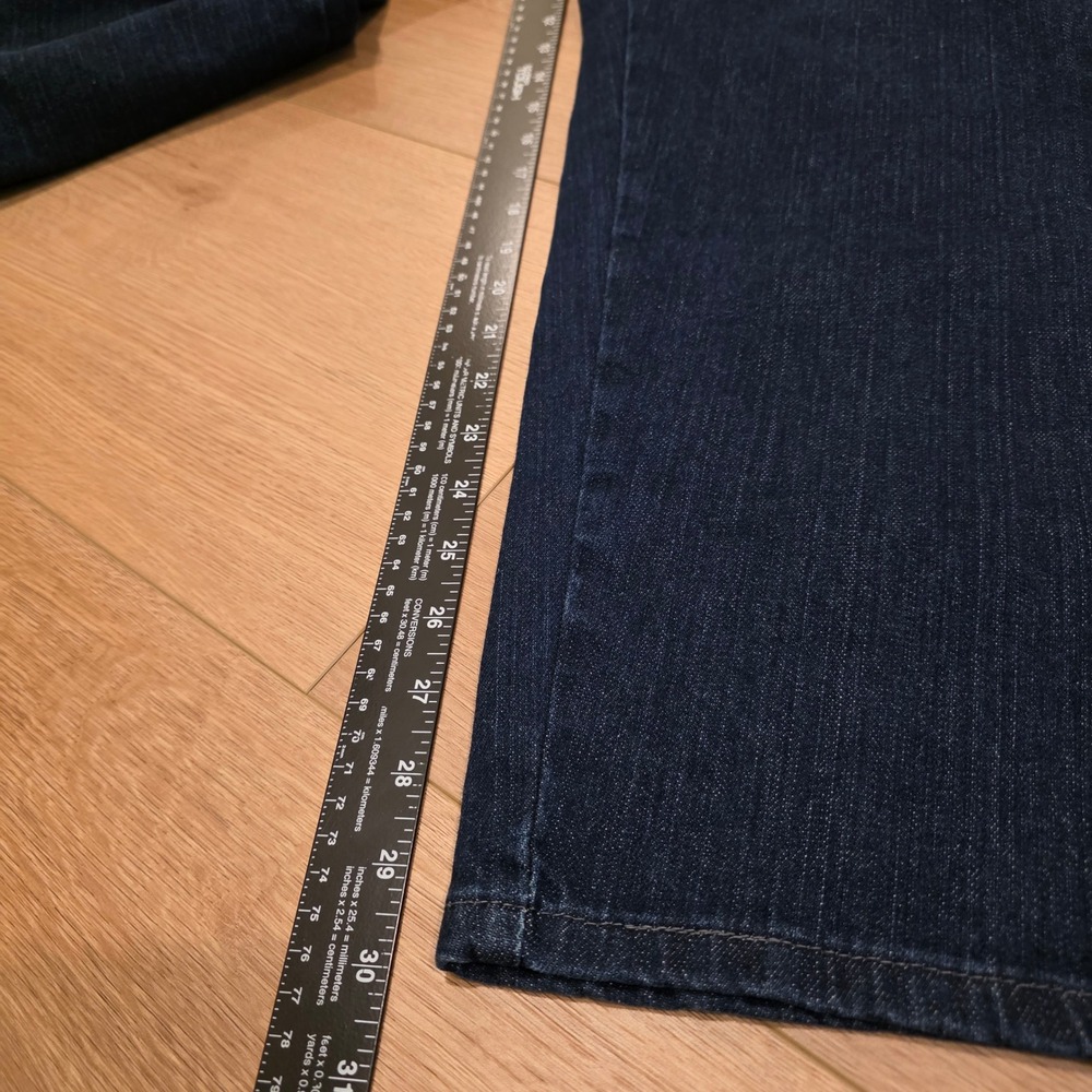 Lee Womens Relaxed Fit Tapered Leg Jeans Dark Wash Mid Rise 20W Medium NEW - Picture 8 of 11